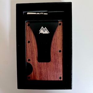 Mountain Voyage Slim Minimalist Men’s Wallet RFID Protection Wood